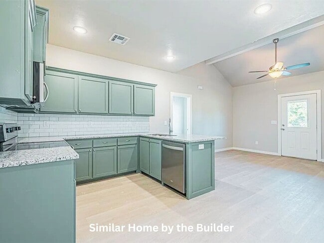 Building Photo - Cozy 2 Bed, 2 Bath Home in Shawnee – Move-In Ready