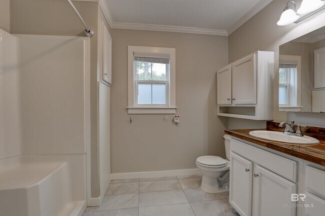 Building Photo - 6602 Co Rd 32