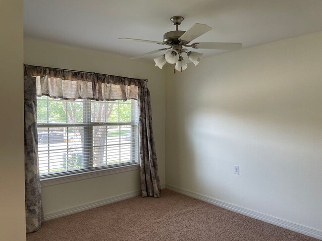 Building Photo - Property for Lease in Little Elm!