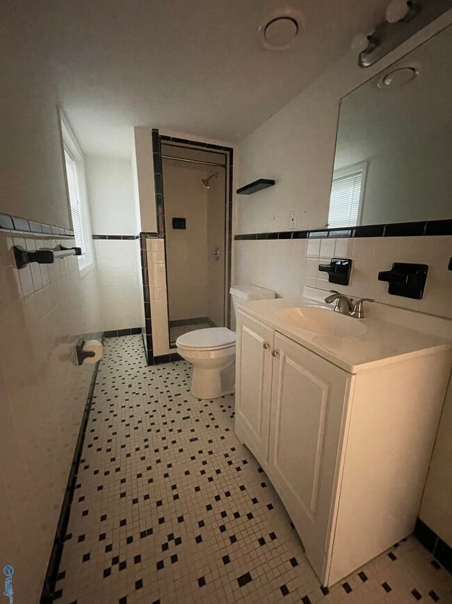 Building Photo - 7735 Mallard Rd SW