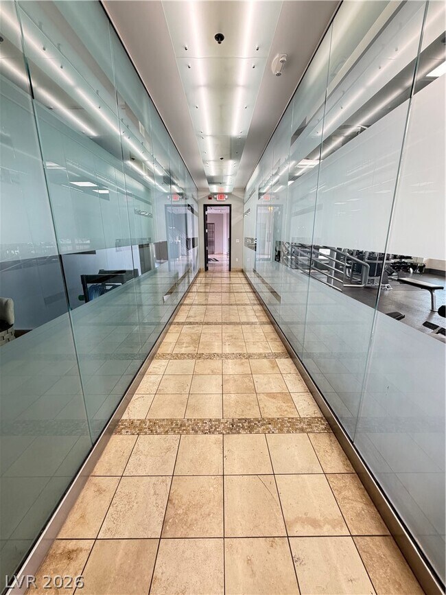 Building Photo - 87 E Agate Ave