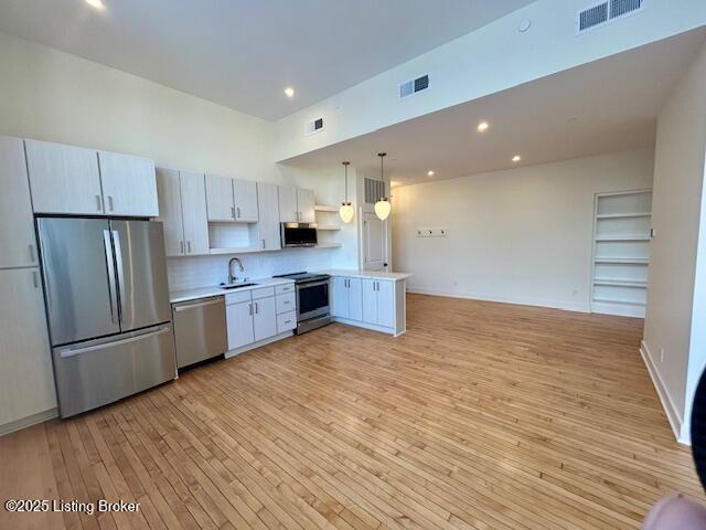Building Photo - 1810 Sils Ave