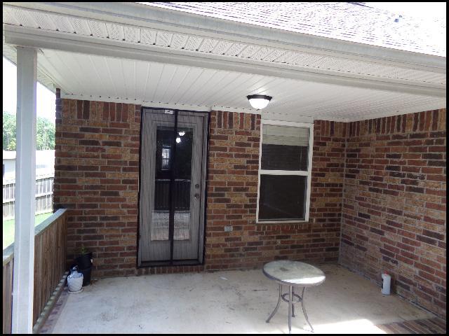 Building Photo - 5505 Bridgeport Ln