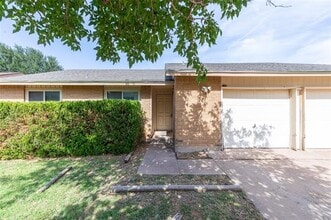 Building Photo - 1733 Chucker Ct