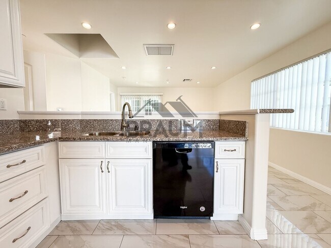 Building Photo - 1423 Franklin St