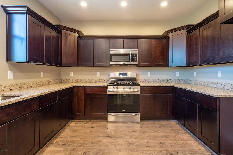 Building Photo - 2430 W Pikes Peak Dr