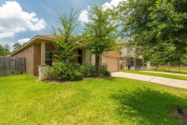 Building Photo - 138 Meadow Grove Dr