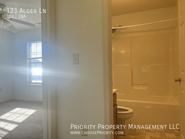 Building Photo - 123 Alger Ln