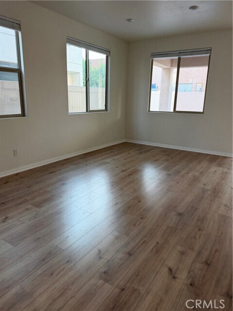 Building Photo - 1446 Laurelwood Dr