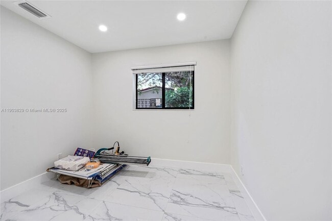 Building Photo - 4670 NW 5th St