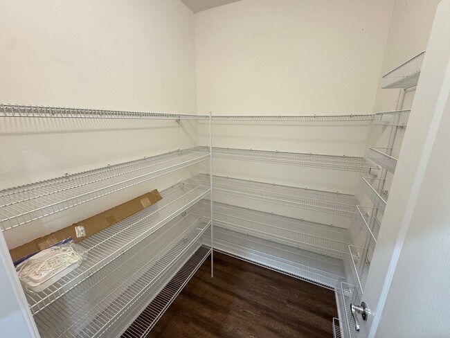 Building Photo - $300 off of a month of rent!! Experience the Epitome of Lakeside Luxury Living — For Rent in Narc...