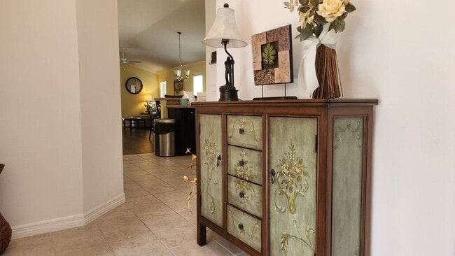 Building Photo - 3025 Bartow Ln