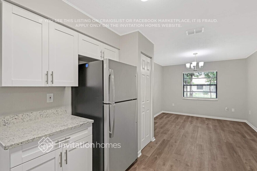 Building Photo - 10419 Keystone St