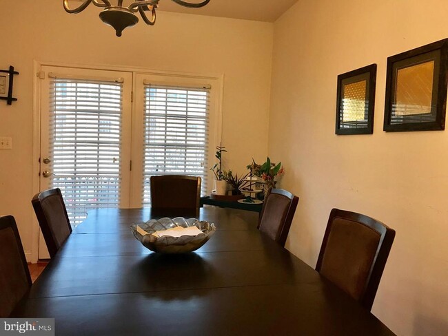 Building Photo - 25830 Turlough Terrace