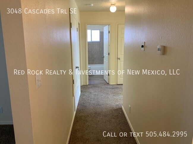 Building Photo - 3048 Cascades Trail SE