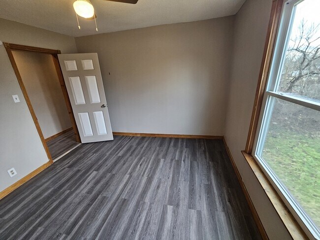 Building Photo - 11600 Beulah Ave