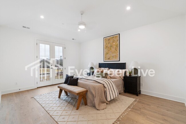 Building Photo - 129 Leggo Ave