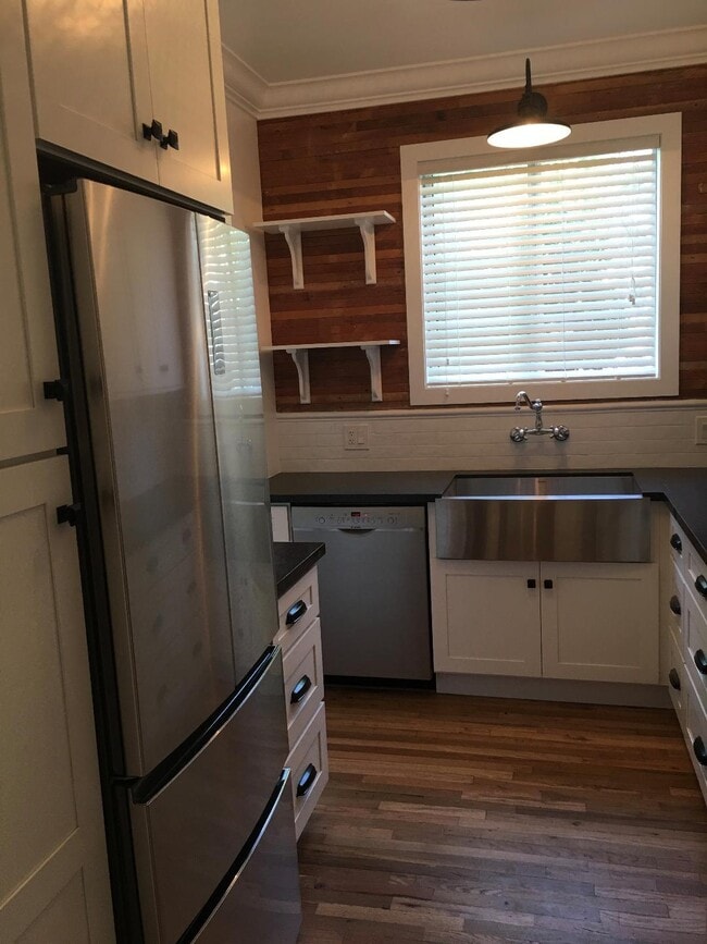 Building Photo - 80 Granada Ave