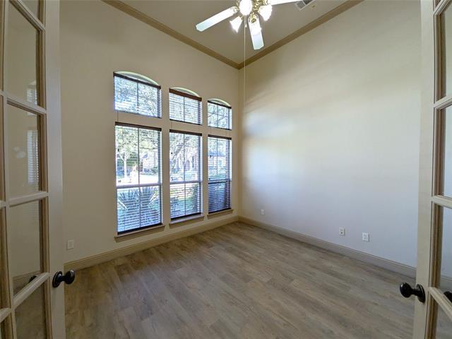 Building Photo - 2137 Langdon Dr