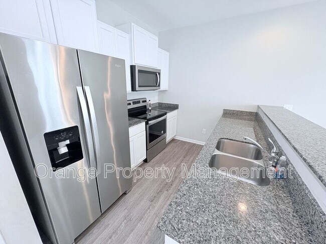 Building Photo - 126 Heritage Pl Dr