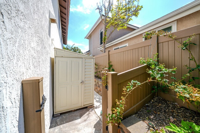 Building Photo - 4394 Mistral Pl