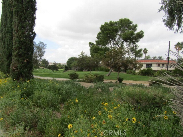 Building Photo - 23057 Big Tee Dr