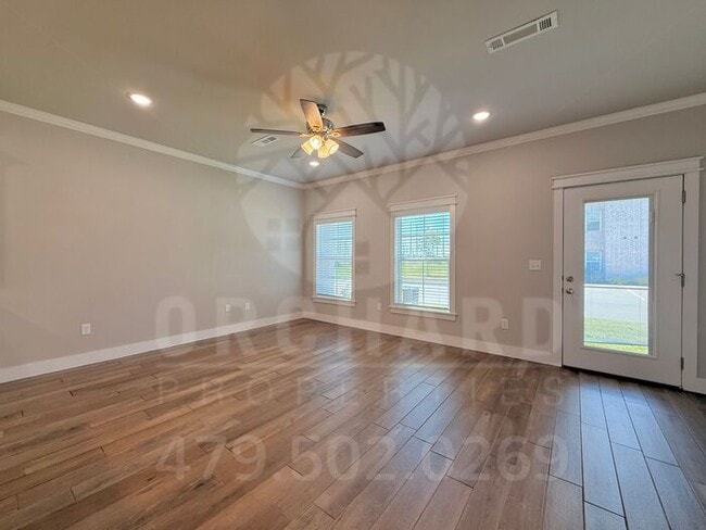 Building Photo - EP 5 | Endura Park-Townhomes in Siloam Springs!