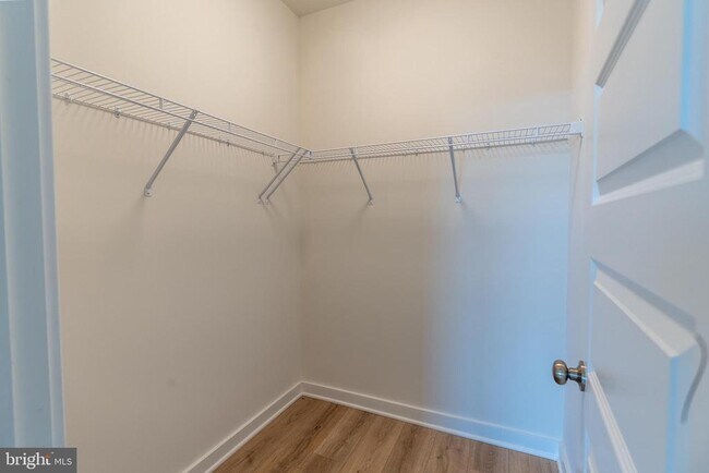 Building Photo - 17133 Hardisty Wy