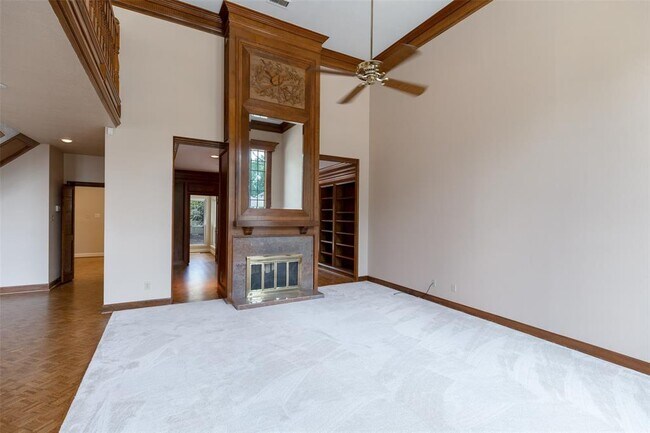 Building Photo - 9559 Doliver Dr