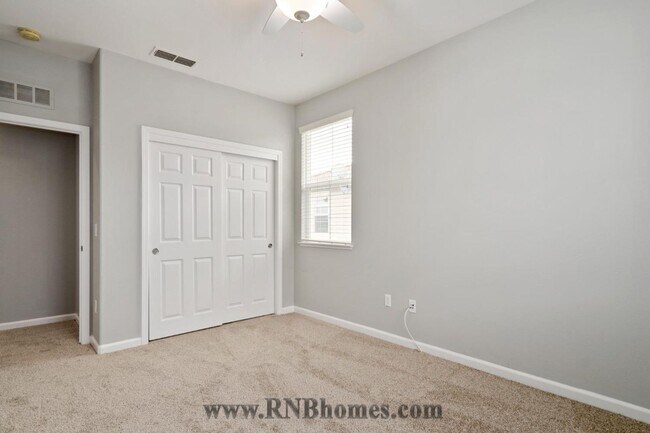 Building Photo - 1500 Hudson Cir