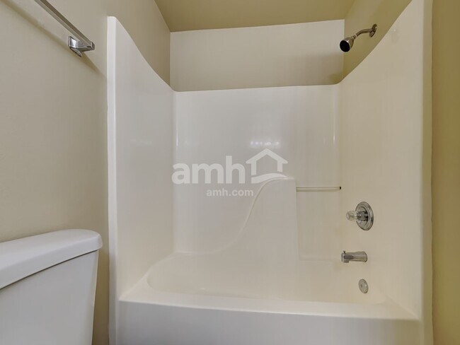 Building Photo - 5725 209th St E