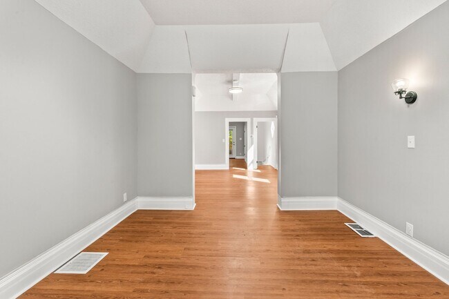 Building Photo - 3940 Arbor