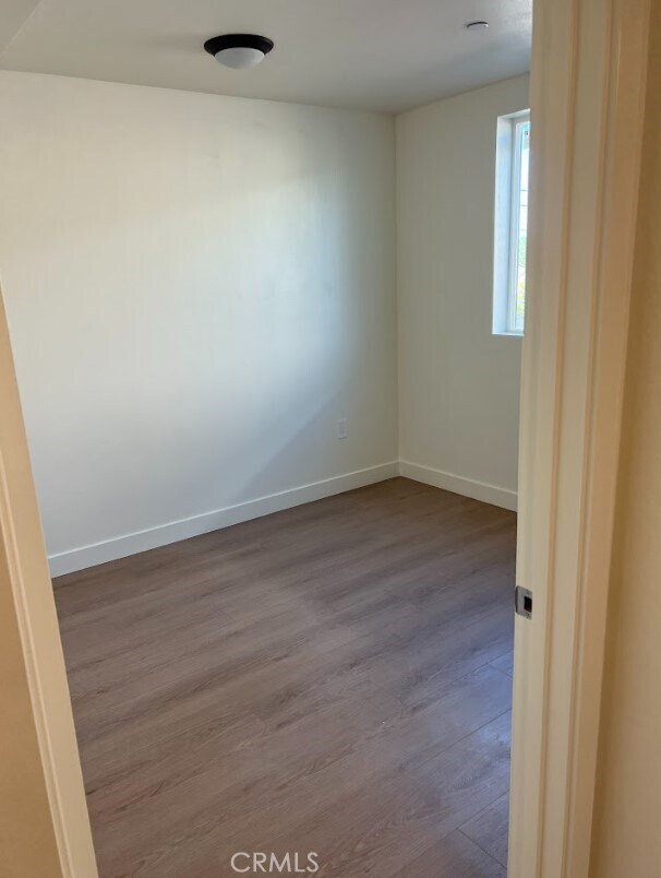 Building Photo - 411 E 99th St