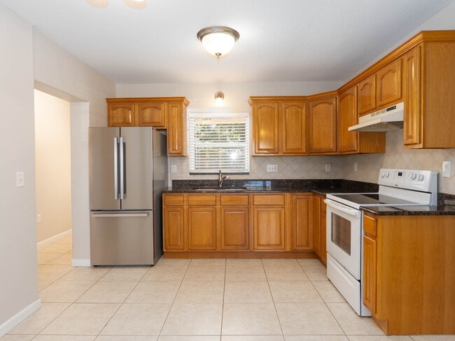 Building Photo - RENT THIS HOME WITH ZERO DEPOSIT MOVE IN: Beautiful Completely Updated 3 Bed / 2 Bath Home in Sou...