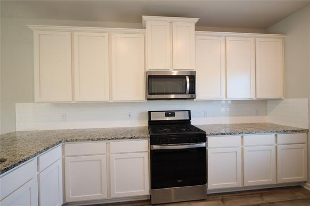 Building Photo - 2121 Yarborough Dr