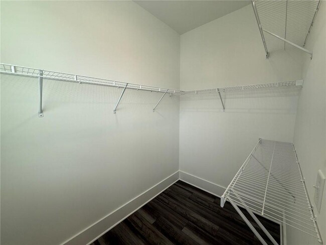 Building Photo - 1603 Aeslin Dr NW