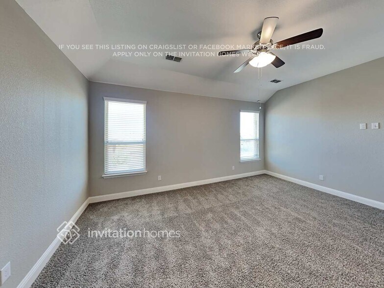 Building Photo - 700 Boardwalk Way
