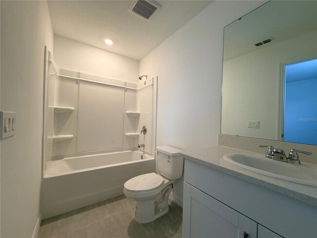 Building Photo - 2946 Skyline Lp