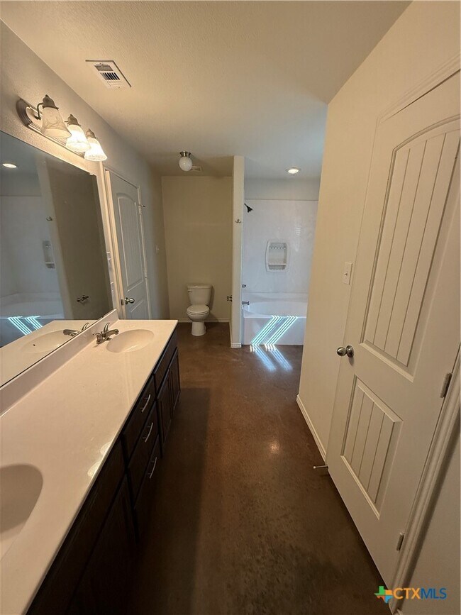 Building Photo - 4405 Texas Rangers Dr