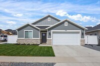 Building Photo - 252 W 800 S