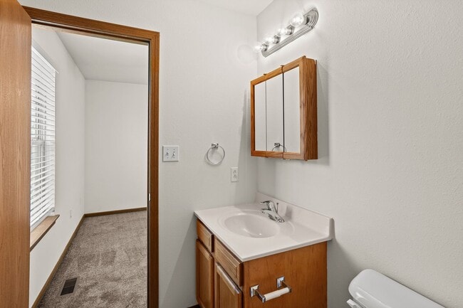 Building Photo - 701-703 Glenstone Dr.