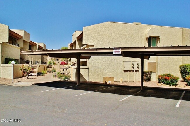 Building Photo - 4150 E Cactus Rd