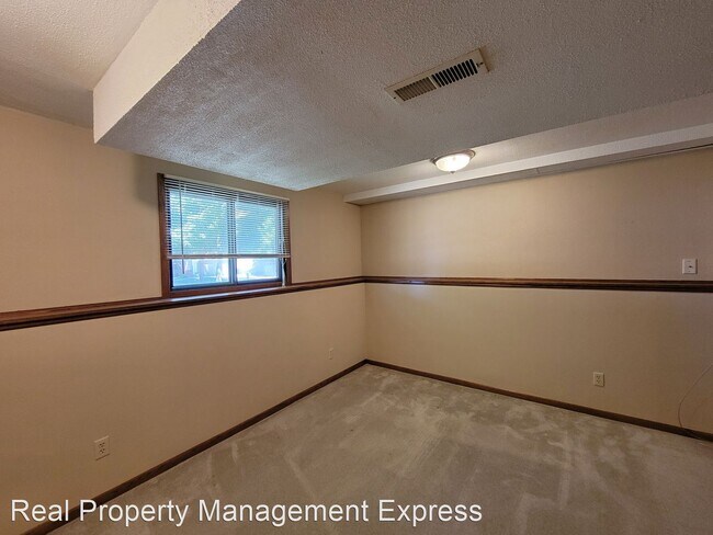 Building Photo - 4 br, 2 bath House - 5213 W Cottage Trail
