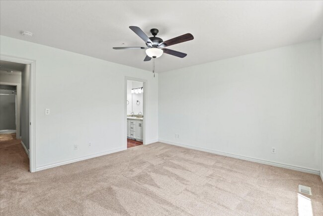 Building Photo - 1676 S Mountain Vw Cir