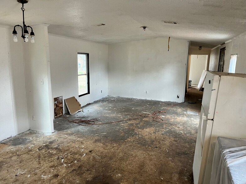 Building Photo - 1313 Avenue K