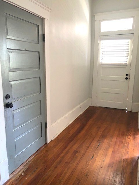 Building Photo - 402 E Bolton St