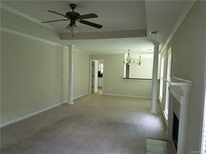 Building Photo - 8845 Jamac Ln