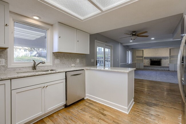 Building Photo - Spacious 5 Bed Fountain Hills Gem!!