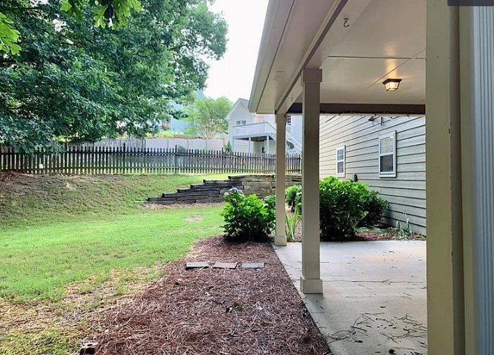 Building Photo - 4442 Keenly Valley Dr NE
