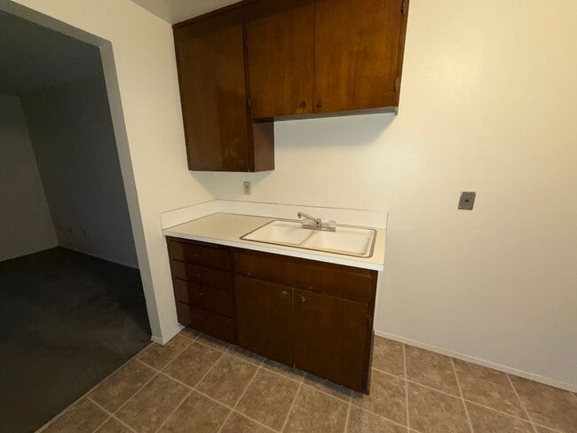 Building Photo - Affordable 1 bed 1 bath home in a safe neighborhood